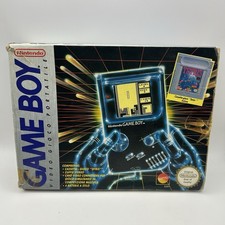 Console Game Boy DMG-01 con
