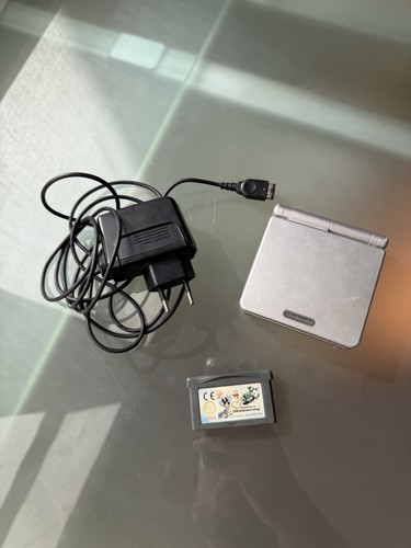 Game boy advance modello - sp,