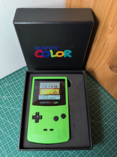 Nintendo game boy - boy, color