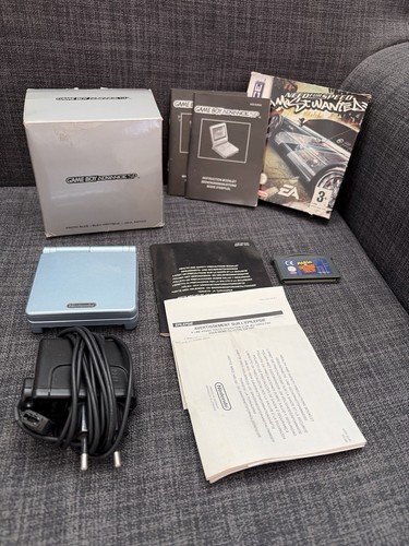 Nintendo game boy advance - boy,